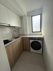 East Coast Road (D15), Apartment #524219151